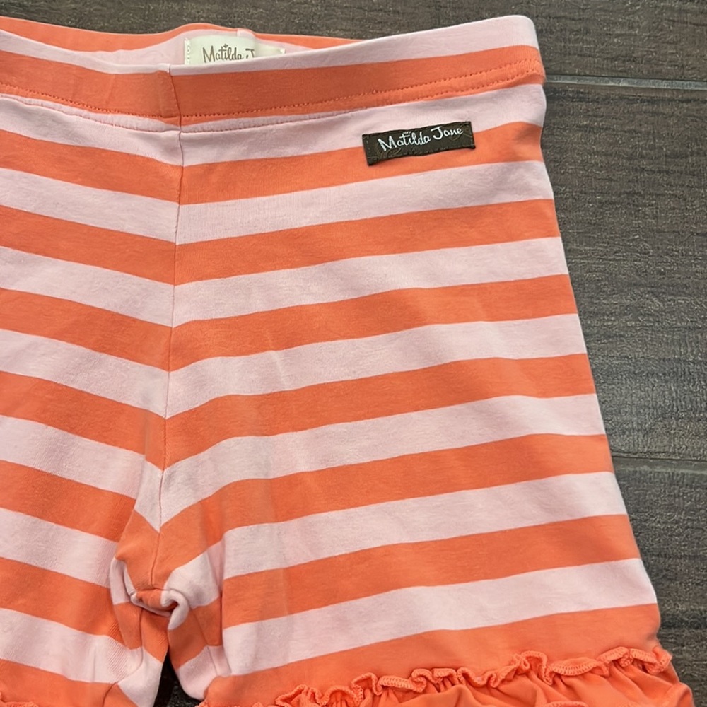 Matilda Jane ruffle shorts size 8 - Picture 2 of 4